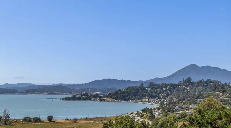126 San Marino Drive, San Rafael, California, United States, 5 Bedrooms Bedrooms, ,4 BathroomsBathrooms,Residential,For Sale,1946447 126 San Marino Drive, San Rafael, California, United States, 5 Bedrooms Bedrooms, ,4 BathroomsBathrooms,Residential,For Sale,1946447